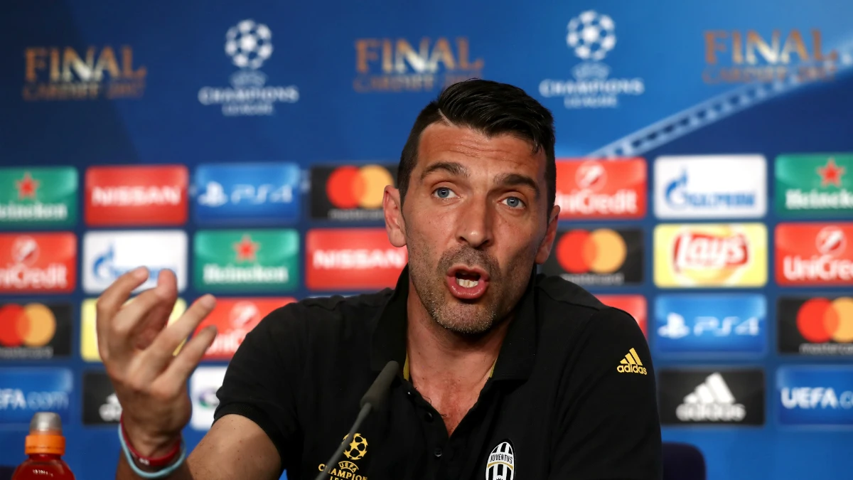 Buffon, en rueda de prensa