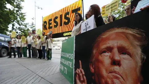 Manifestación contra la salida de EEUU del Acuerdo de París Manifestación contra la salida de EEUU del Acuerdo de París
