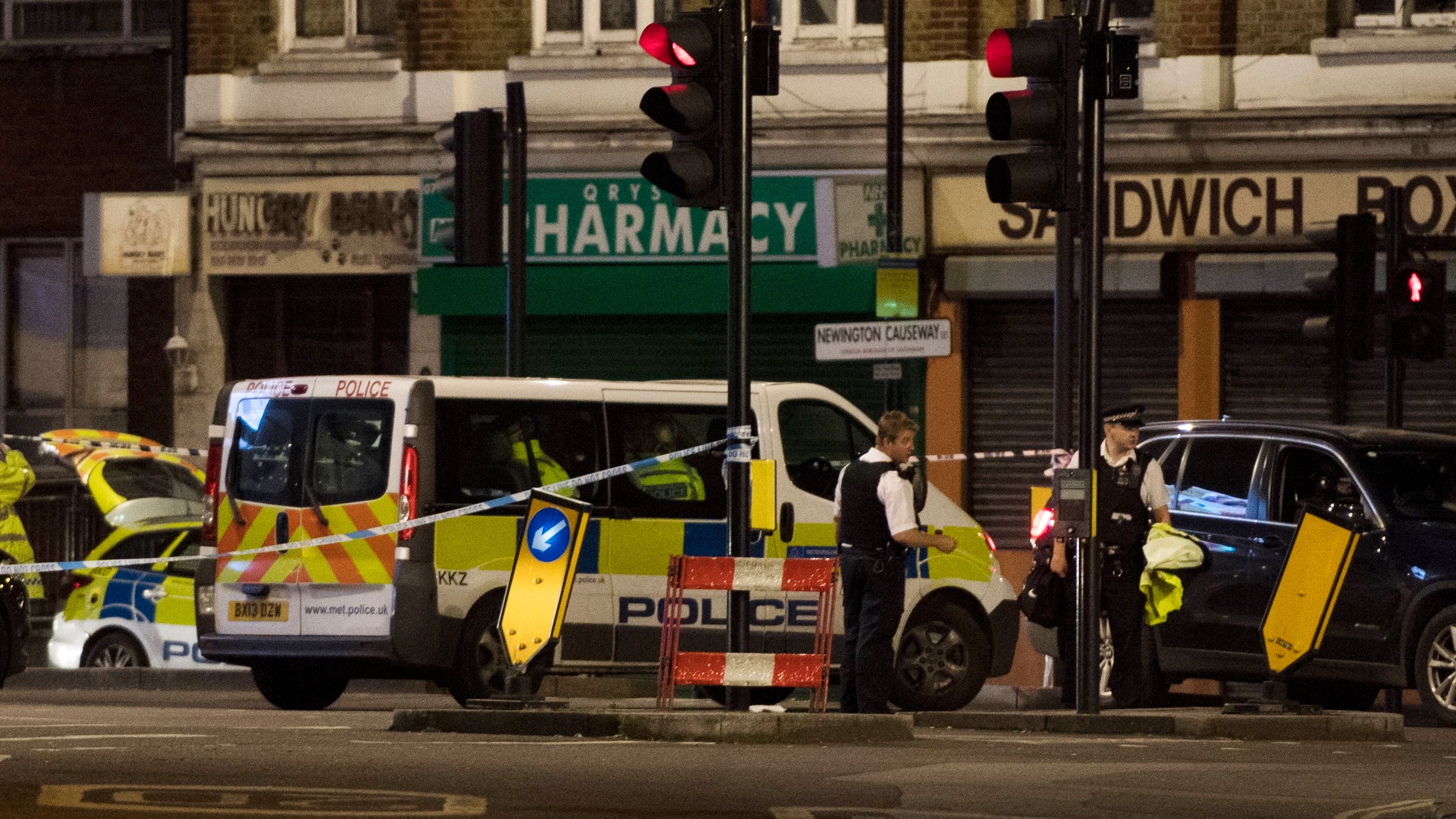 La policía de Londres acordona una zona cercana al Puente de Londres