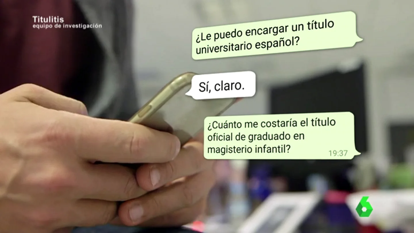 Frame 101.163596 de: Obtener un título universitario en una semana y por 450 euros: así funciona el negocio de la falsificación de diplomas Frame 101.163596 de: Obtener un título universitario en una semana y por 450 euros: así funciona el negocio de la falsificación de diplomas