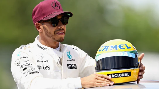 Hamilton, con el caso de Senna Hamilton, con el caso de Senna