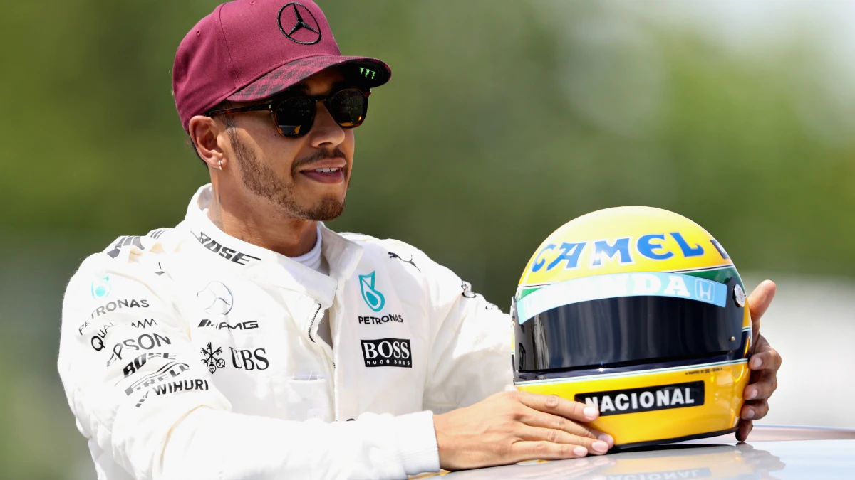 Hamilton, con el caso de Senna