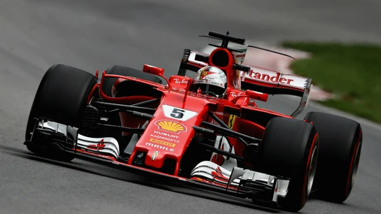 Sebastian Vettel, con el Ferrari Sebastian Vettel, con el Ferrari