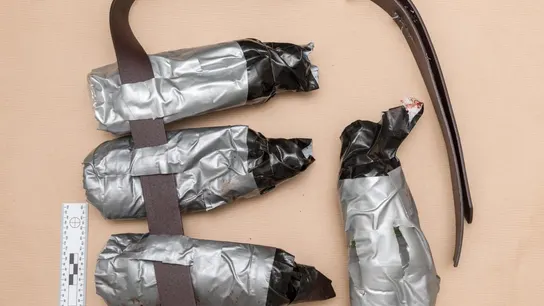 Cinturones explosivos falsos Cinturones explosivos falsos