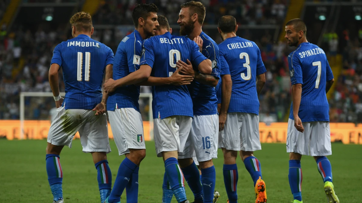 Italia celebra un gol