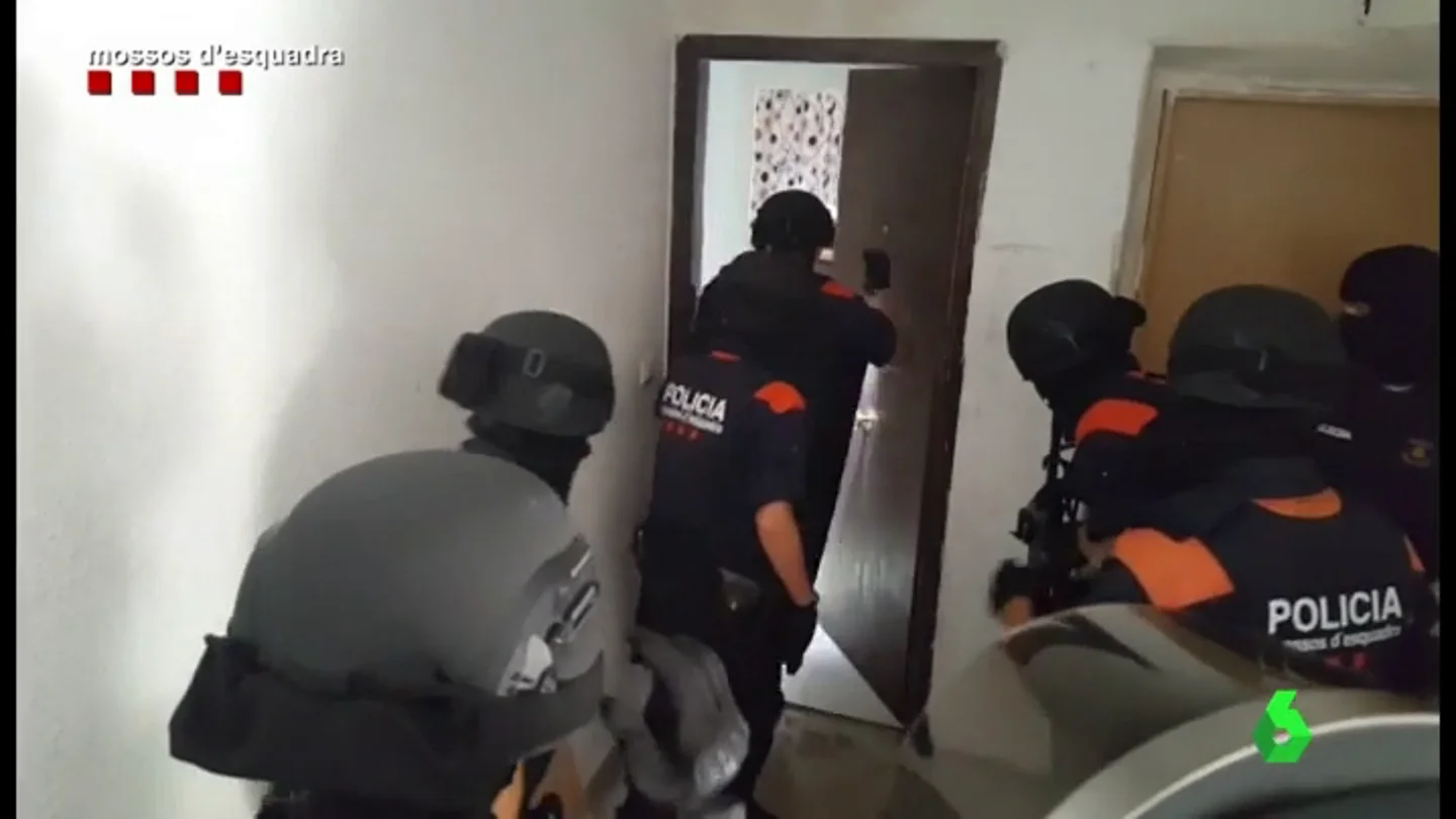Desarticulan en Tarragona cuatro puntos de droga localizados en el mismo edificio Desarticulan en Tarragona cuatro puntos de droga localizados en el mismo edificio
