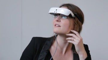 Un ciego vuelve a ver en el día de su boda gracias a unas gafas inteligentes