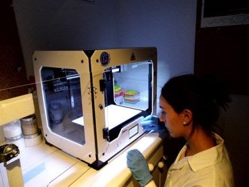 Investigadores españoles logran imprimir tejido humano en 3D Investigadores españoles logran imprimir tejido humano en 3D