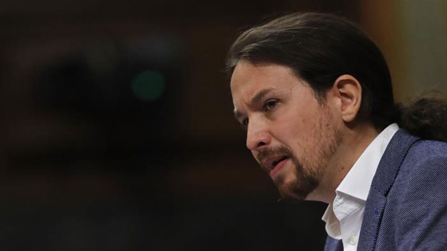 Pablo Iglesias, durante la moci&oacute;n de censura contra Rajoy