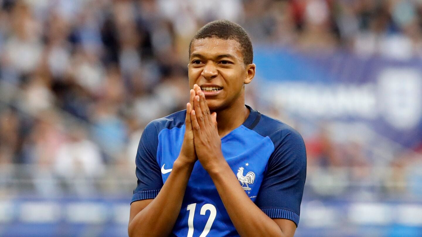 Mbapp&eacute;, durante un partido con la selecci&oacute;n francesa