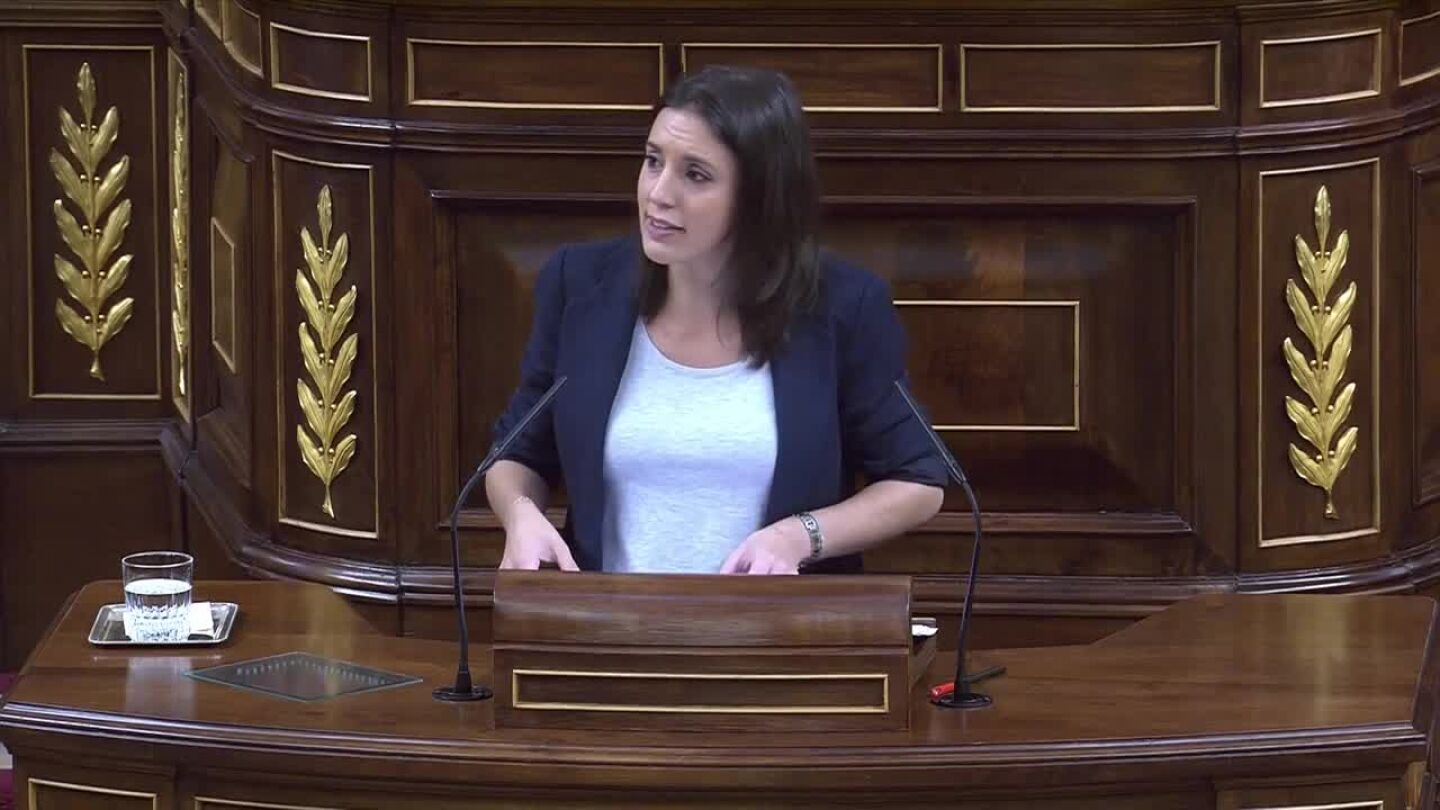 Irene Montero en el debate sobre la moci&oacute;n de censura contra Rajoy