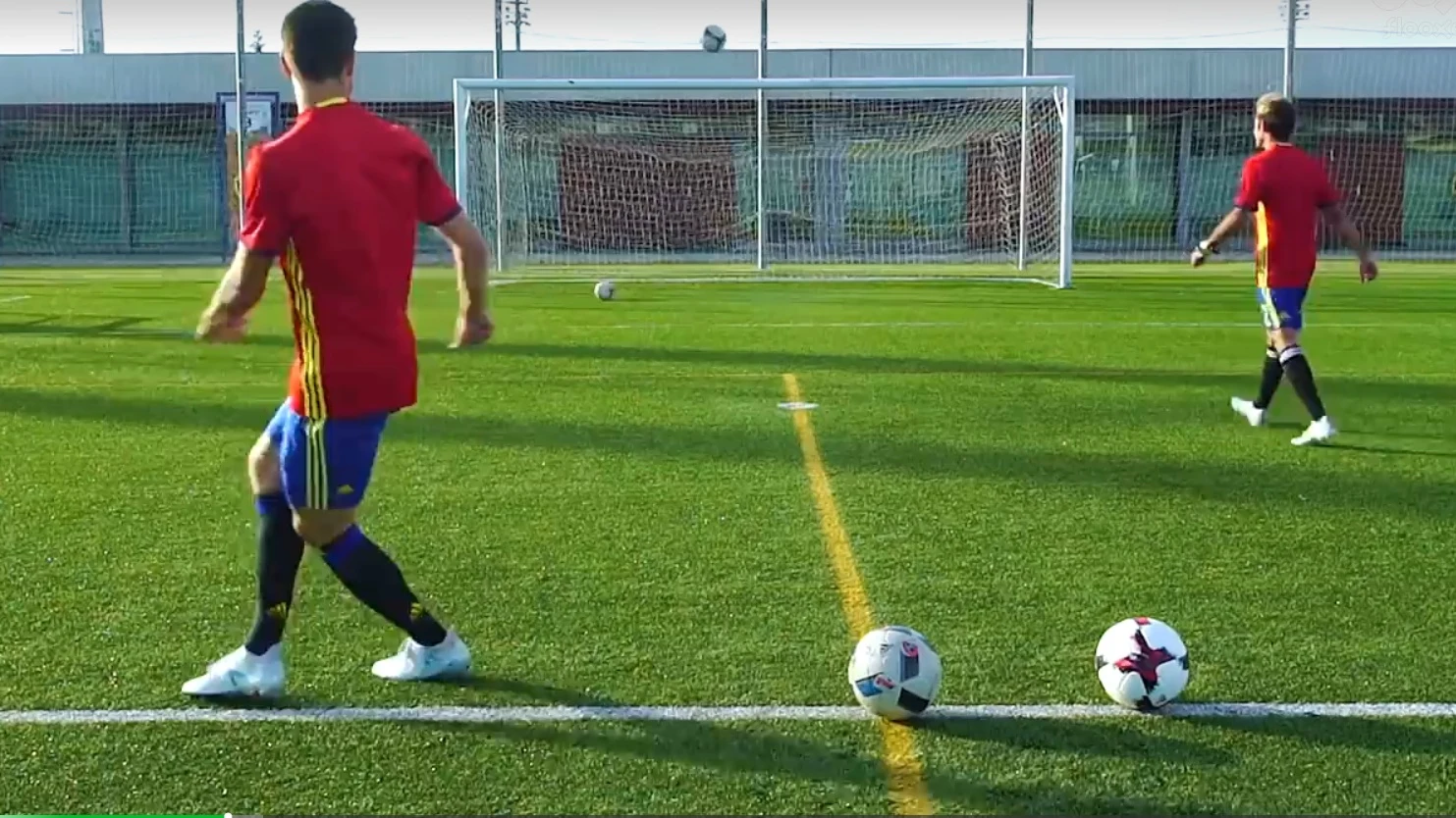 Azpilicueta, ante el reto del larguero