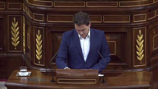 Albert Rivera durante su intervenci&oacute;n en el debate sobre la moci&oacute;n de censura a Mariano Rajoy