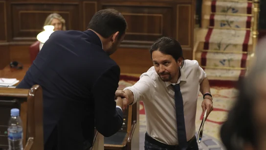 El líder de Podemos, Pablo Iglesias, y el portavoz del PSOE, José Luis Ábalos El líder de Podemos, Pablo Iglesias, y el portavoz del PSOE, José Luis Ábalos