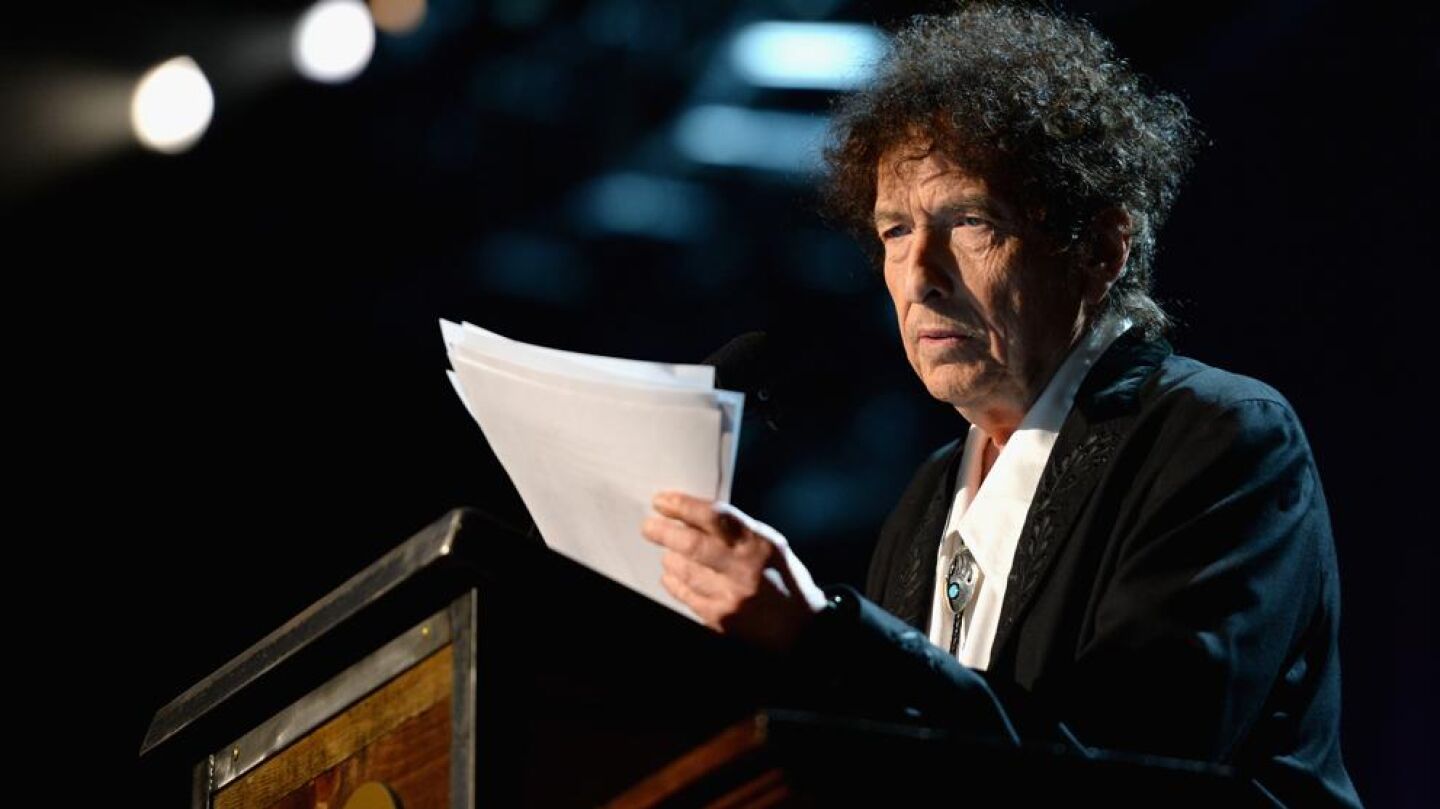 Bob Dylan lee un discurso