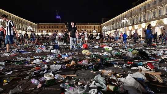 La imagen de la plaza de Turín tras la estampida La imagen de la plaza de Turín tras la estampida