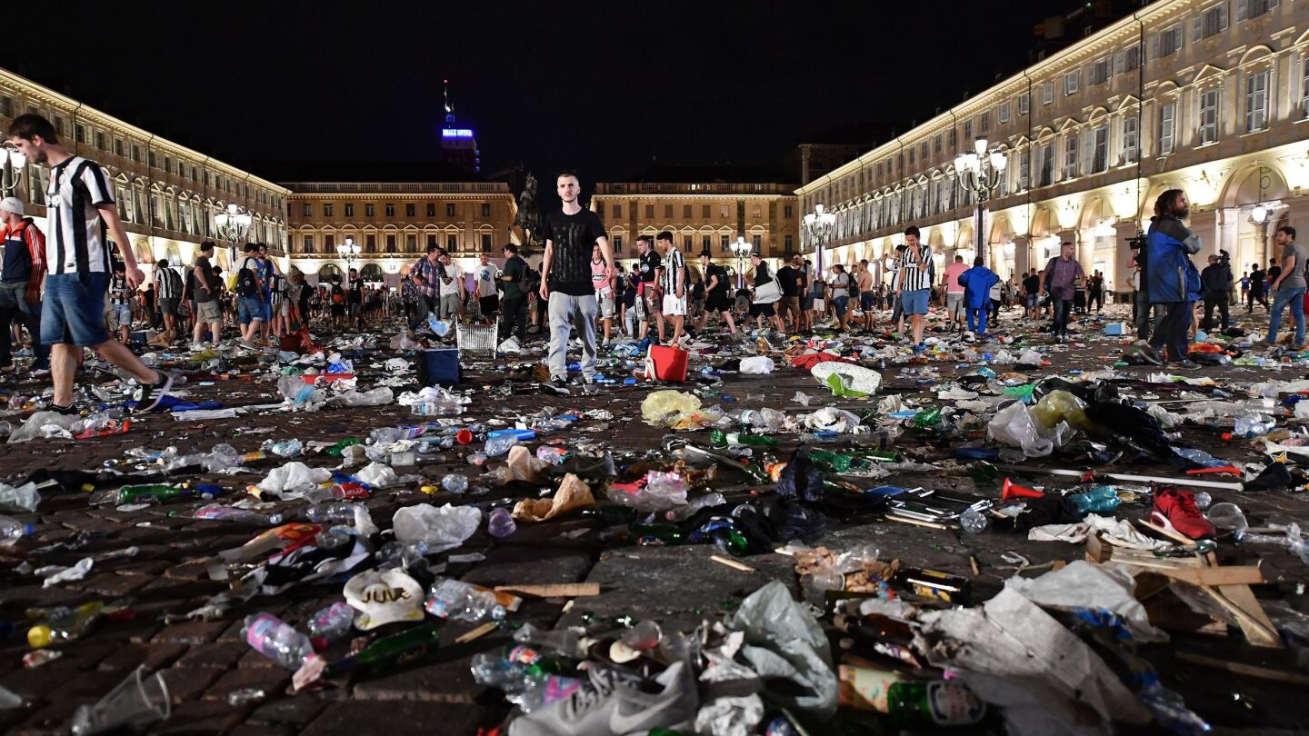 La imagen de la plaza de Tur&iacute;n tras la estampida