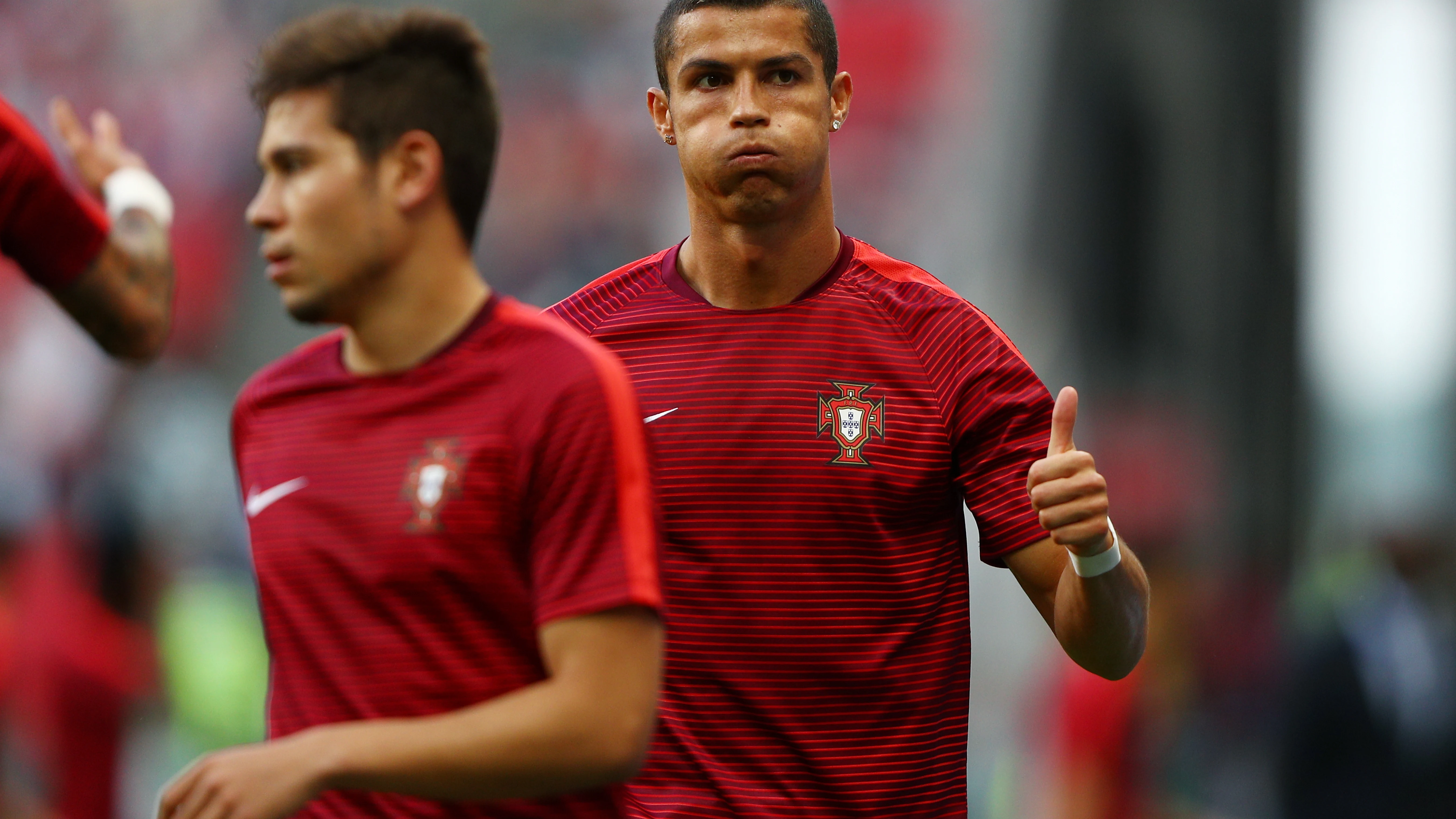 Cristiano Ronaldo, en un calentamiento con Portugal en la Copa Confederaciones