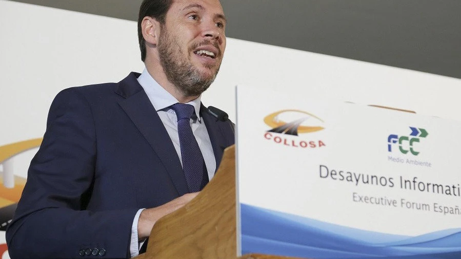 Óscar Puente hablando ante los medios Óscar Puente hablando ante los medios