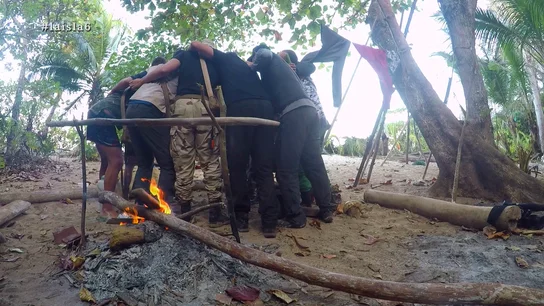 El abrazo de los aventureros El abrazo de los aventureros