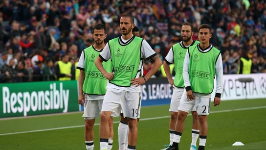 Bonucci y Dybala, en un calentamiento de la Juventus Bonucci y Dybala, en un calentamiento de la Juventus
