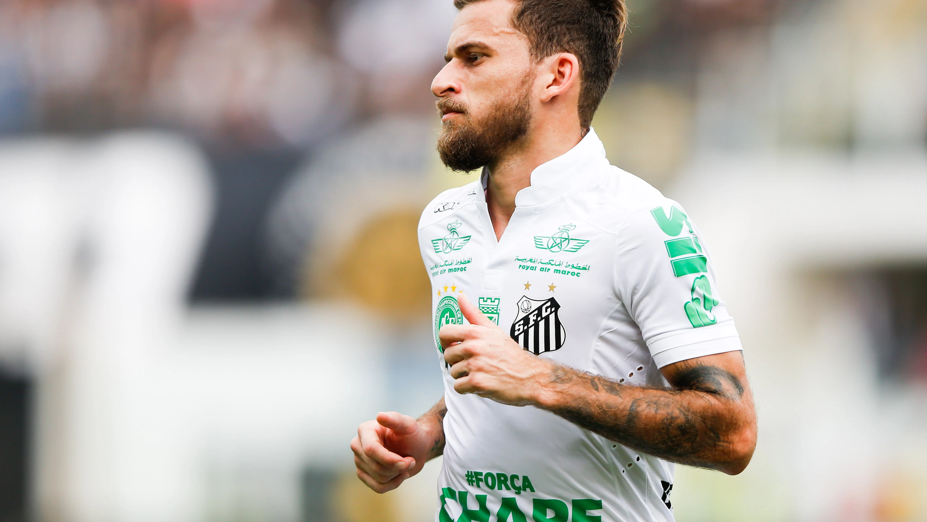 Lucas Lima, durante un partido con el Santos