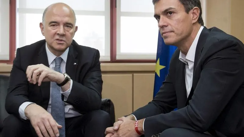 Pedro Sánchez y Pierre Moscovici