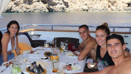 Lucas V&aacute;zquez en su luna de miel