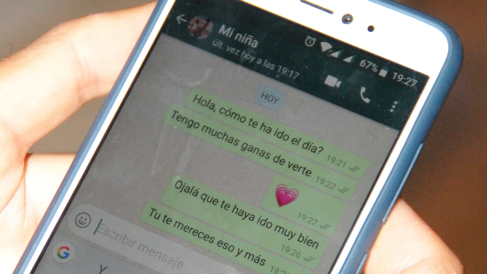 La comunicacion on line no es tan importante para las parejas de jovenes adultos