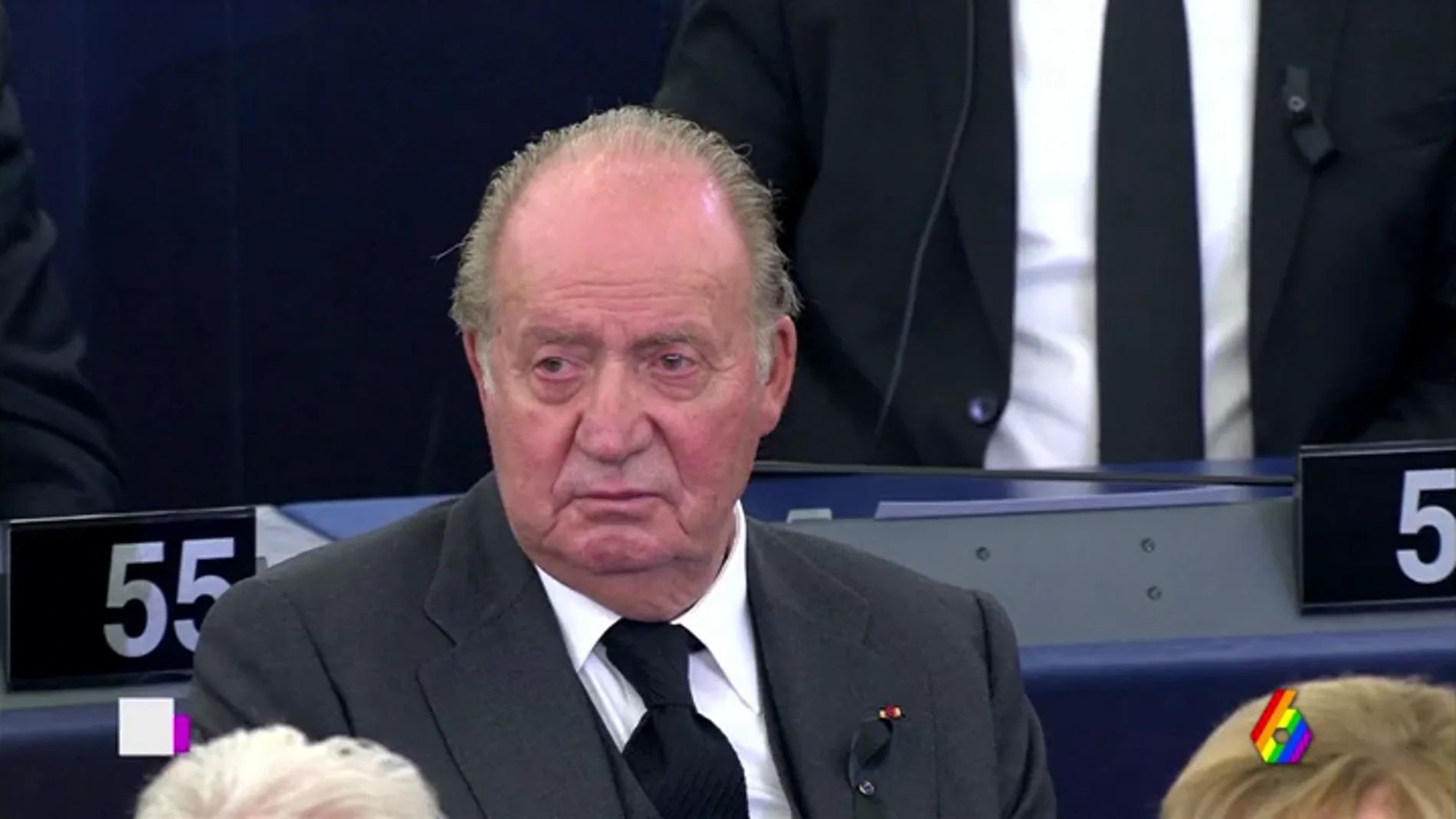 El rey Juan Carlos reaparece en el homenaje a Kohl tras su ausencia en el aniversario de las elecciones