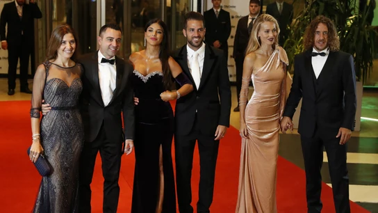 Xavi, Cesc y Puyol, con sus parejas Xavi, Cesc y Puyol, con sus parejas
