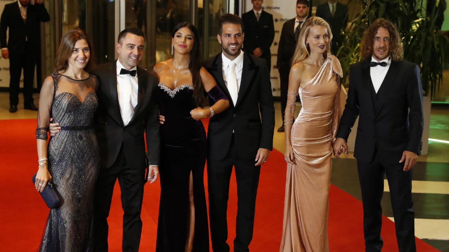 Xavi, Cesc y Puyol, con sus parejas Xavi, Cesc y Puyol, con sus parejas