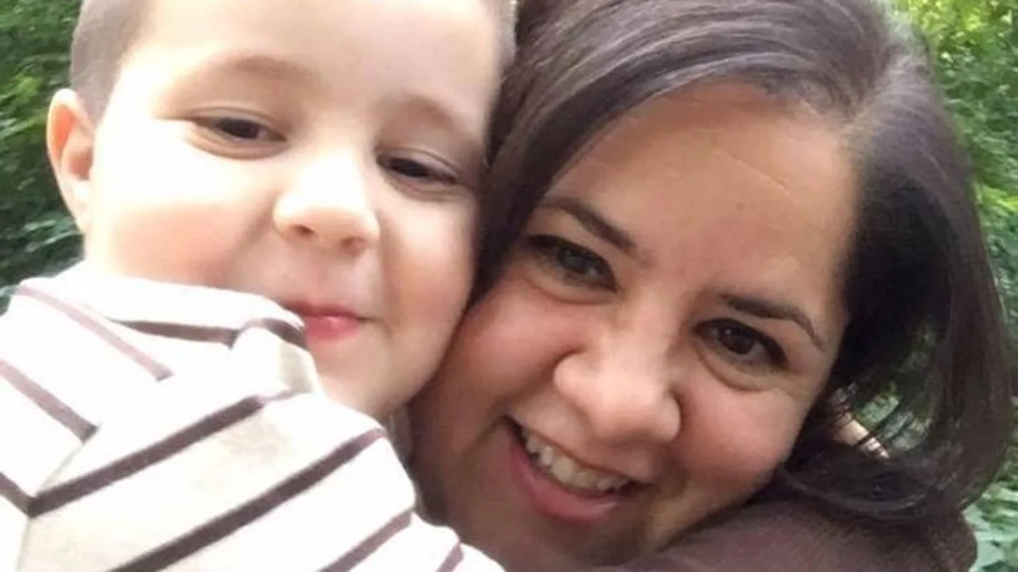 El pequeño asesinado por su padre junto a su madre El pequeño asesinado por su padre junto a su madre