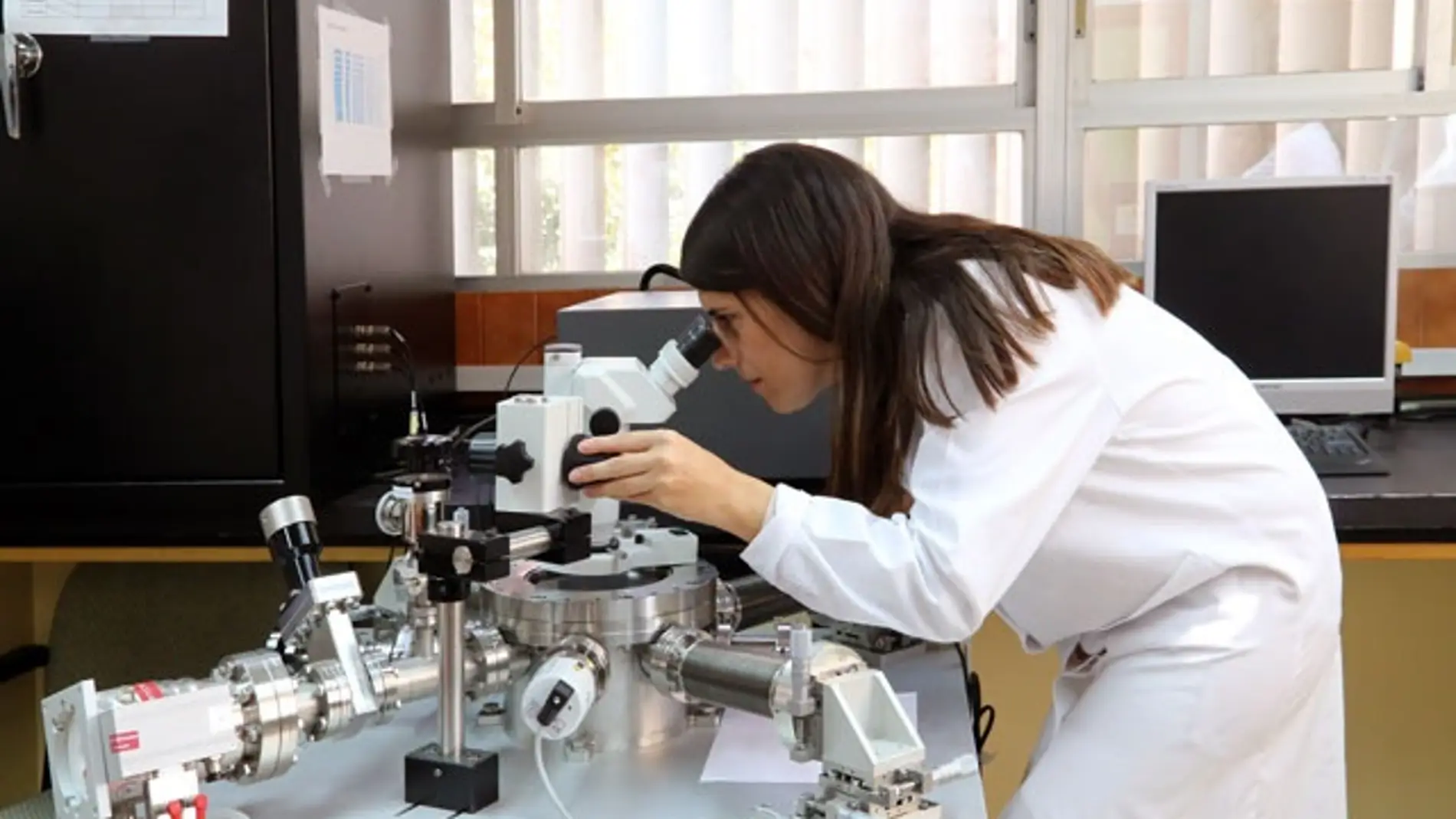Nuevos materiales organicos para avanzar hacia la electronica del futuro