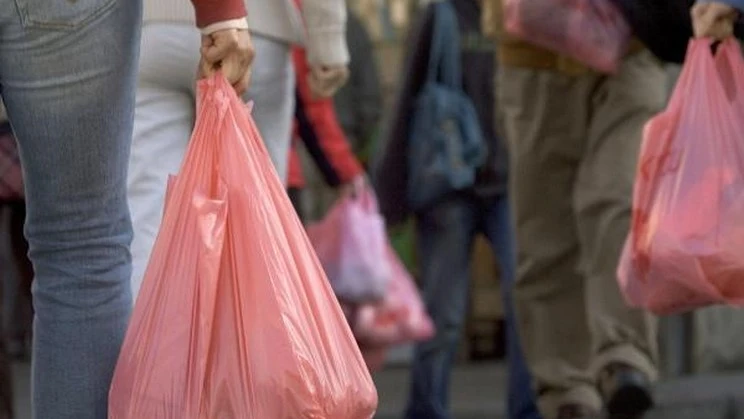 Bolsas de plástico ligeras o de un solo uso