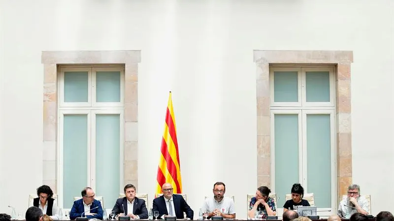 Diputados de Junts pel Sí y la CUP presentan la futura Ley catalana del Referéndum de Autodeterminación