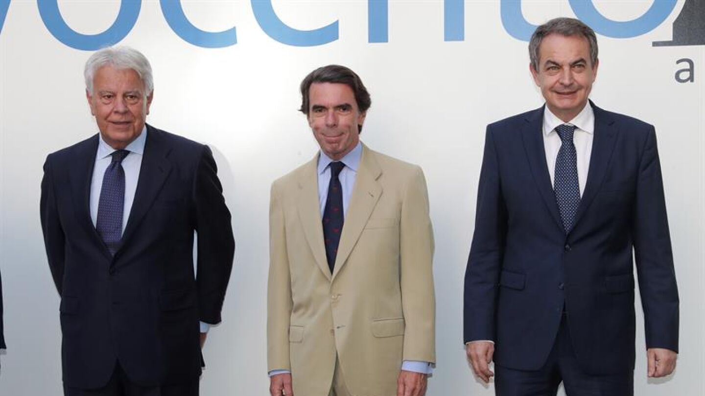 Los expresidentes del Gobierno Felipe Gonz&aacute;lez, Jos&eacute; Mar&iacute;a Aznar y Jos&eacute; Luis Rodr&iacute;guez Zapatero