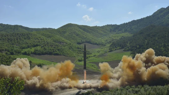 Corea del Norte asegura que probó un misil que puede cargar una cabeza nuclear Corea del Norte asegura que probó un misil que puede cargar una cabeza nuclear