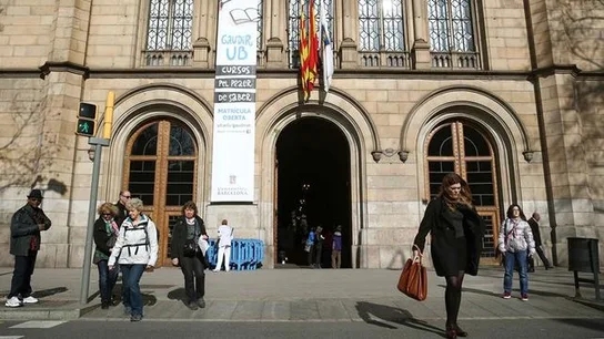 Universidad de Barcelona Universidad de Barcelona