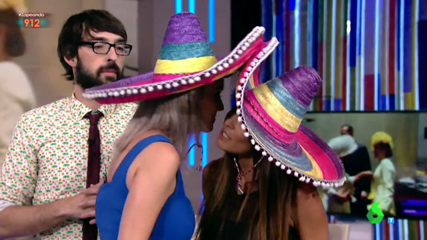 Lorena Castell y Anna Simon en Zapeando