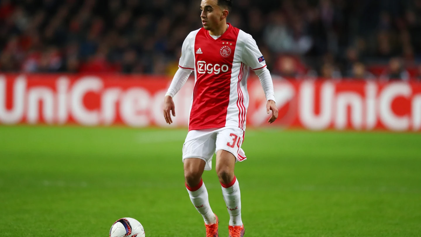 Nouri, durante un partido con el Ajax Nouri, durante un partido con el Ajax