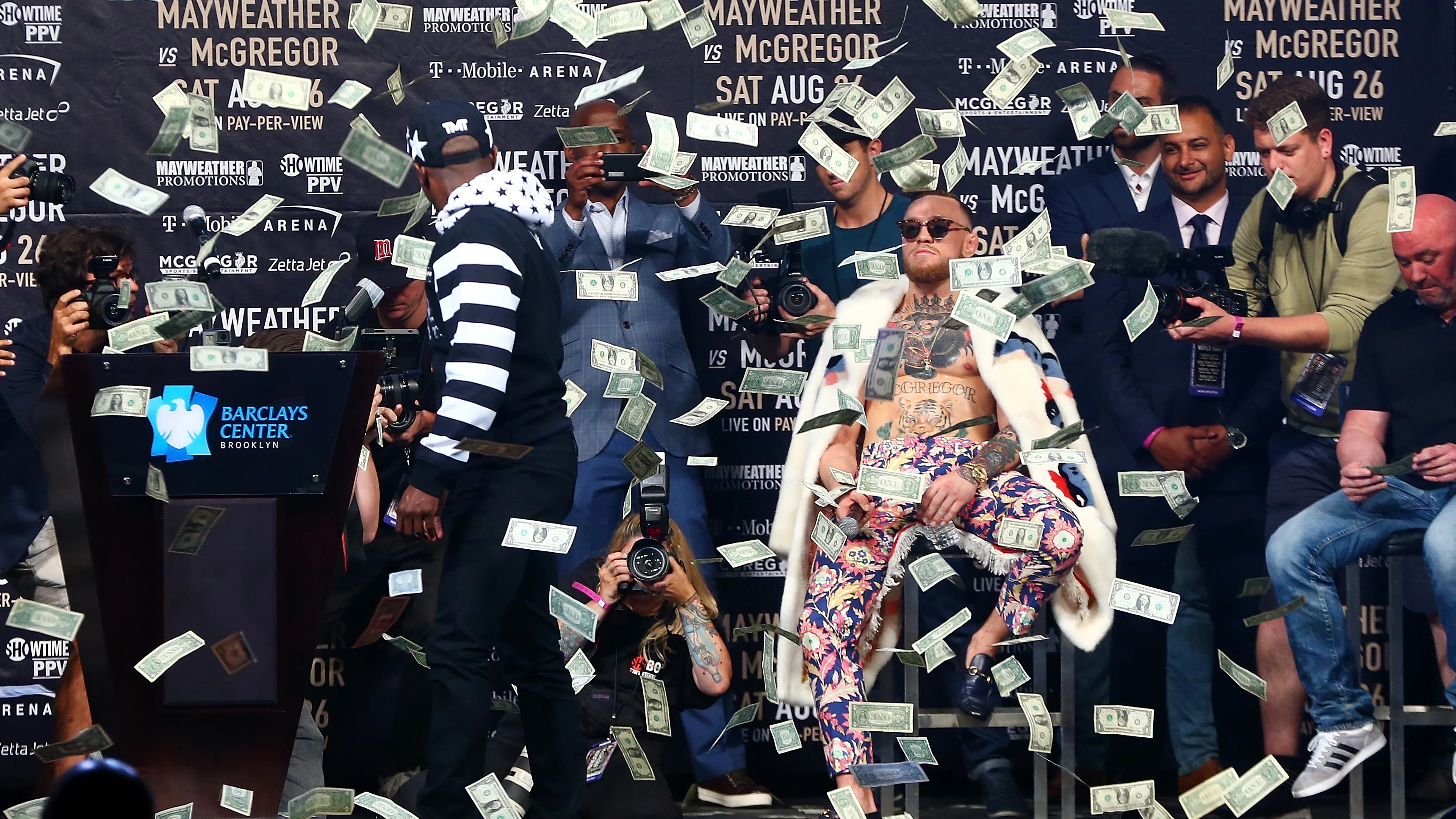 MGregor y Mayweather, cara a cara