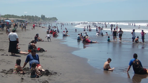 Gente en la playa