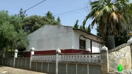 Casa en cuya piscina han encontrado a una mujer muerta Casa en cuya piscina han encontrado a una mujer muerta