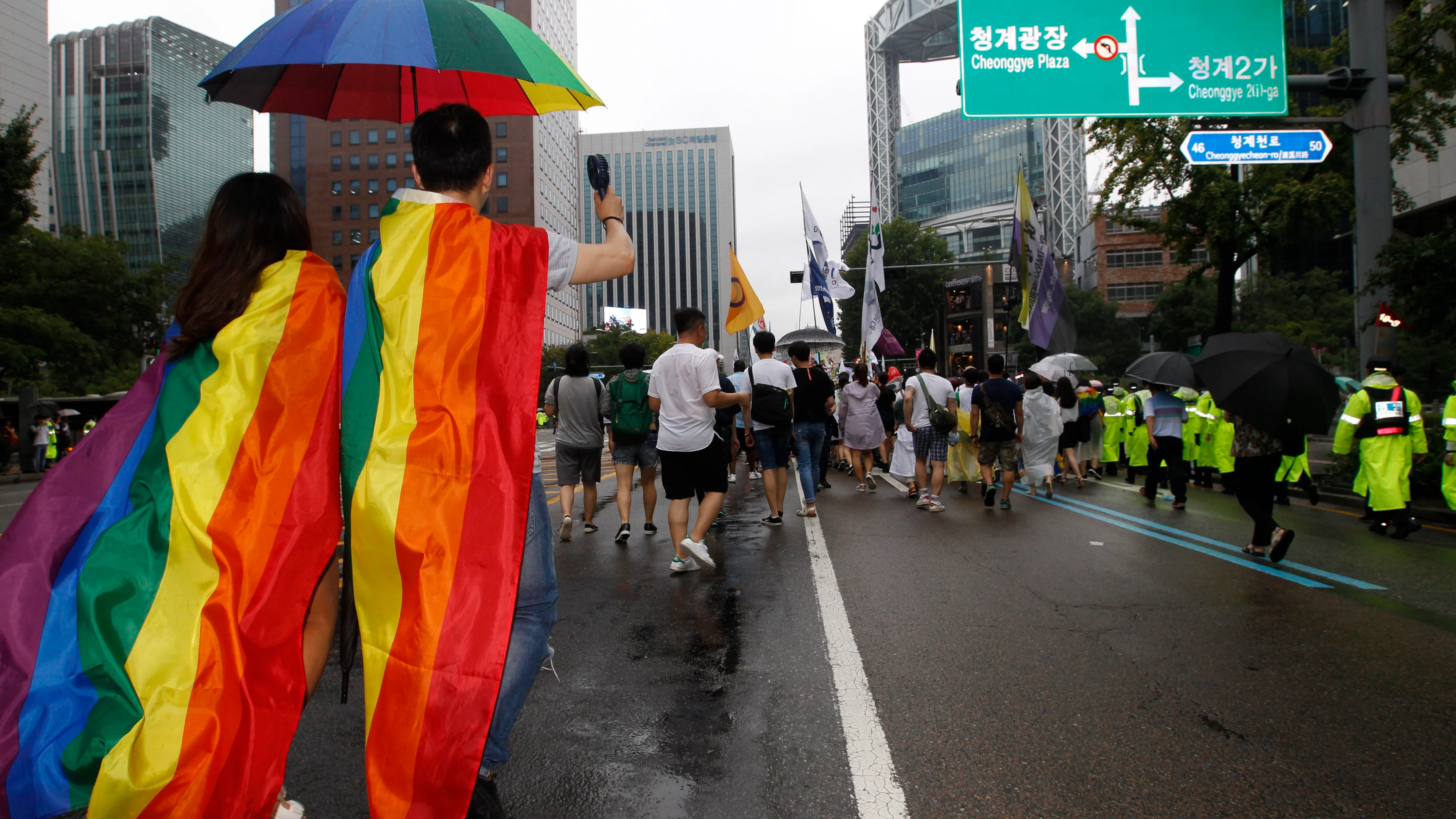 Seúl celebra su desfile del Orgullo Gay entre un gran despliegue policial