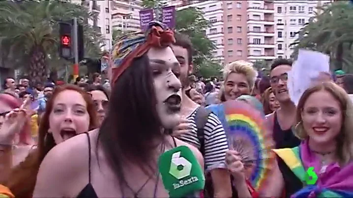 Participantes en el Orgullo de Alicante