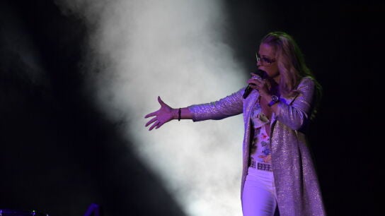 Actuaci&oacute;n de Anastacia en el Starlite
