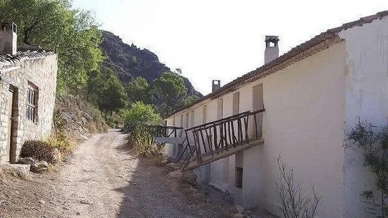 Finca en la que se ha derrumbado una sauna-iglú Finca en la que se ha derrumbado una sauna-iglú