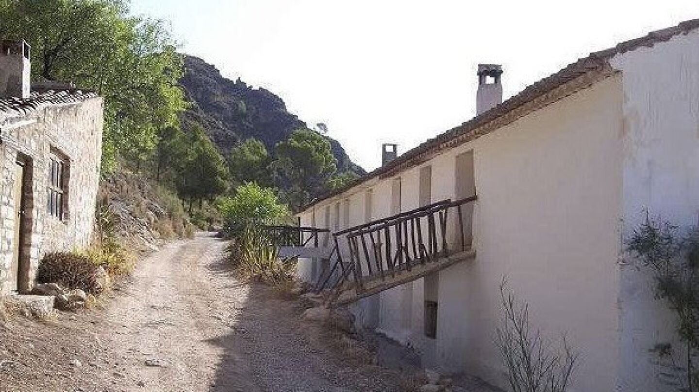 Finca en la que se ha derrumbado una sauna-igl&uacute;