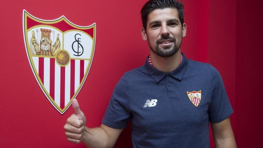 Nolito presentado en el Sevilla Nolito presentado en el Sevilla